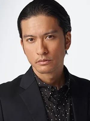 Tomoya Nagase