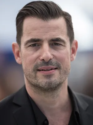 Claes Bang