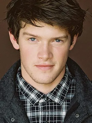 Alex MacNicoll