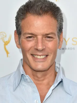 Kevin Spirtas