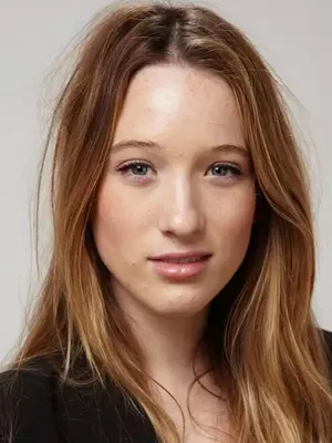 Sophie Lowe