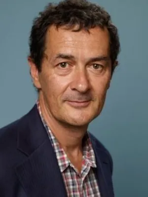 Julian Farino