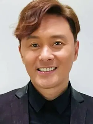 Raymond Cho