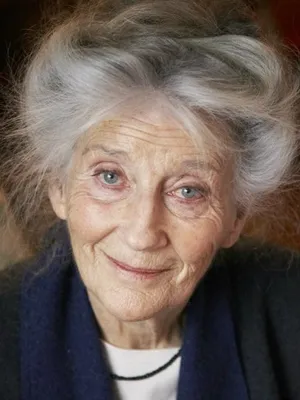 Phyllida Law