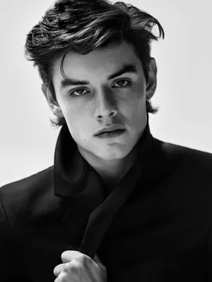 Louis Partridge