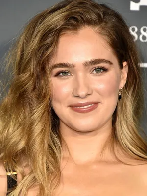 Haley Lu Richardson