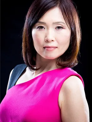 Yumiko Hanasaka