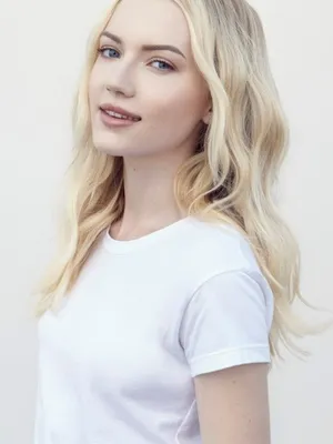 Emily Ruhl