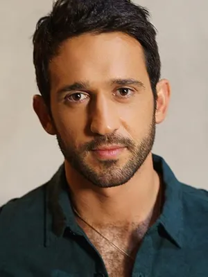 Darius Homayoun
