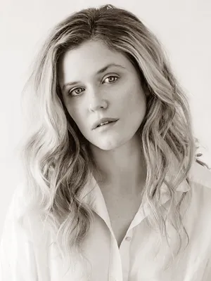 Harriet Dyer