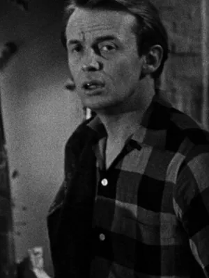 Warren Finnerty