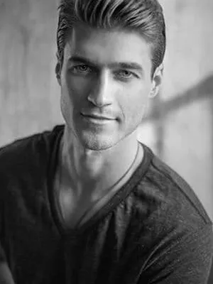Dane White