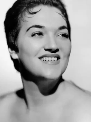 Morgana King