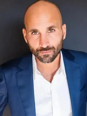 Tomer Oz