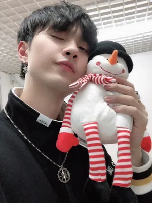 Shujun Lv
