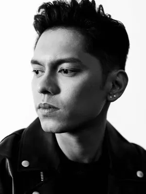 Carlo Aquino