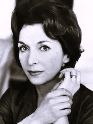 Maxine Audley