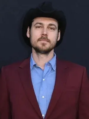 Aaron Nee