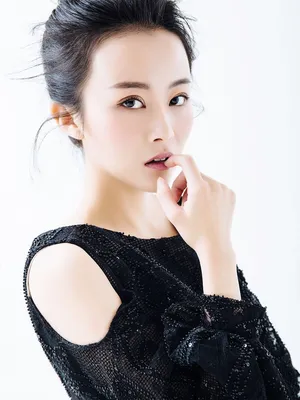 Zihan Xu