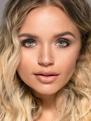 Veronika Dash