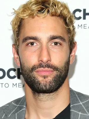 Noah Mills