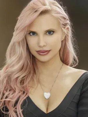 Jacqui Holland