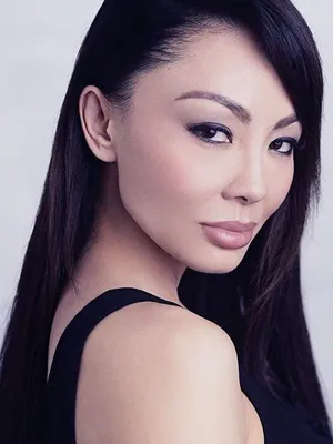 Natasha Yi