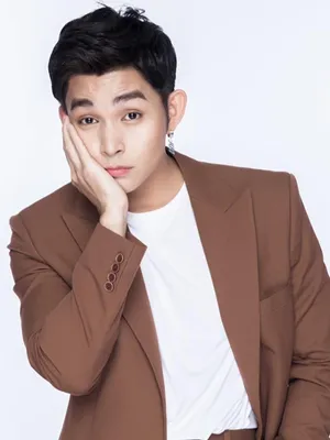 Jun Phạm