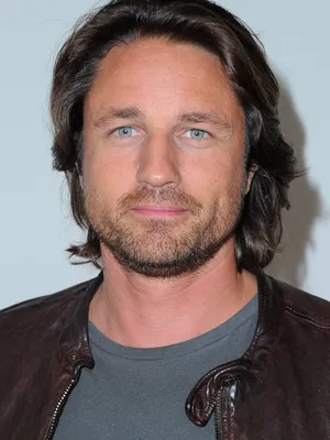 Martin Henderson