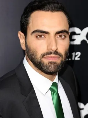 Farshad Farahat