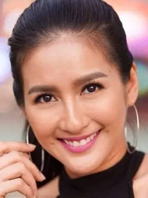 Usanee Wattana