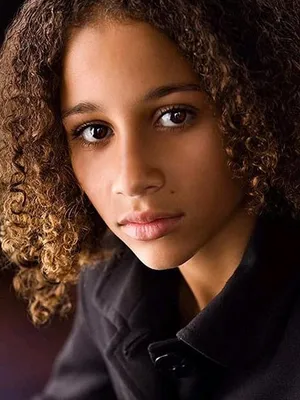Alexis Llewellyn