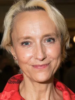 Lia Williams