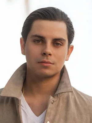Jake T. Austin