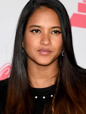 Helen Lasichanh