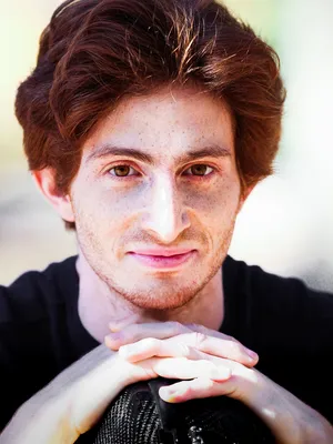 Aaron Wolff