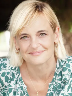 Jacqueline Heinze