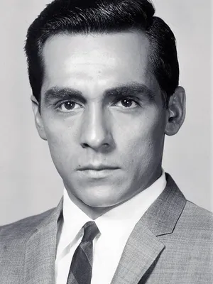 Perry Lopez