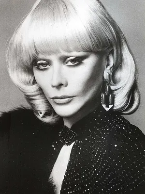 Monique van Vooren