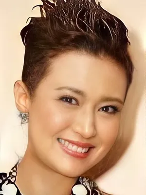 Mimi Lo