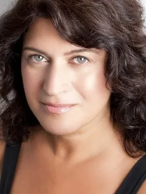 Iris Paluly