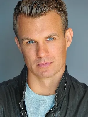 Artie Baxter