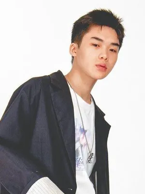 Shi-Hao Wang