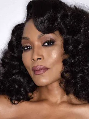Angela Bassett