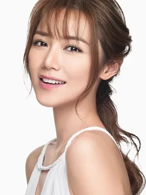 Elva Ni Chen-Xi