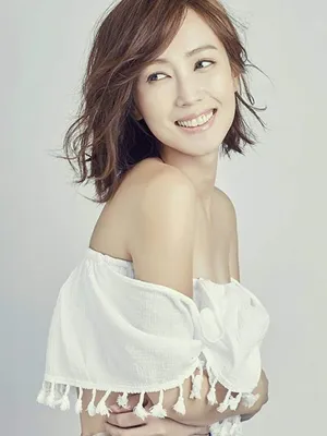 Esther Huang