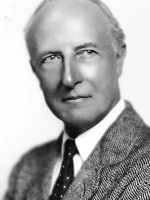Arnold Lucy
