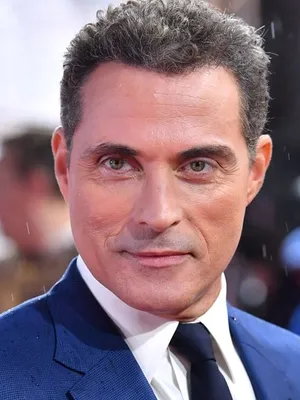 Rufus Sewell