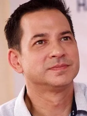 Ari Wibowo