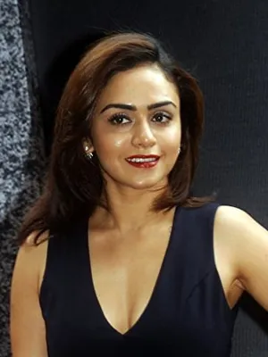 Amruta Khanvilkar